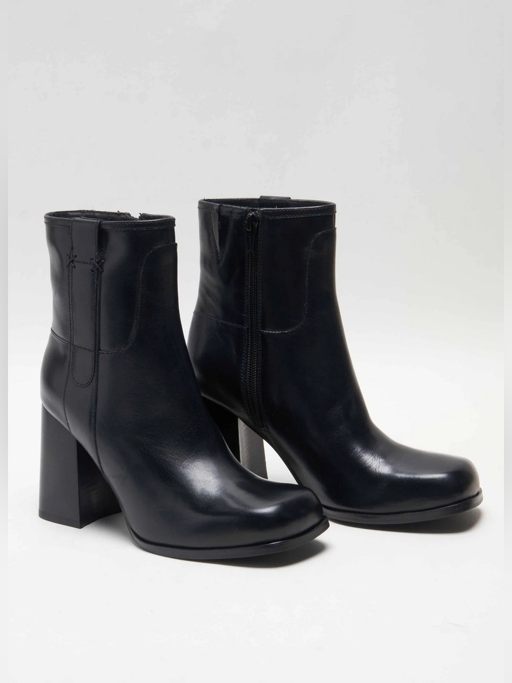 Free People Naomi Ankle Boots - Black Leather Block Heel - Women Size 8 - NWT